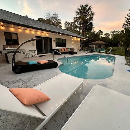 Vacation Pool Home In The Woods. North North Naples Εξωτερικό φωτογραφία