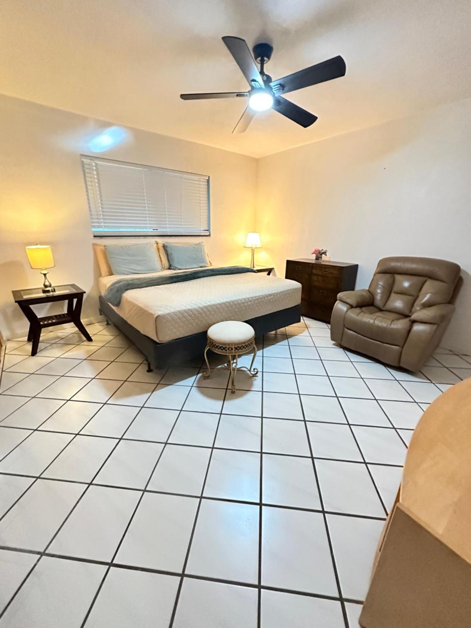 Vacation Pool Home In The Woods. North North Naples Εξωτερικό φωτογραφία